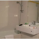 Hotel Moderne 3*