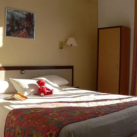 Hotel Moderne 3*