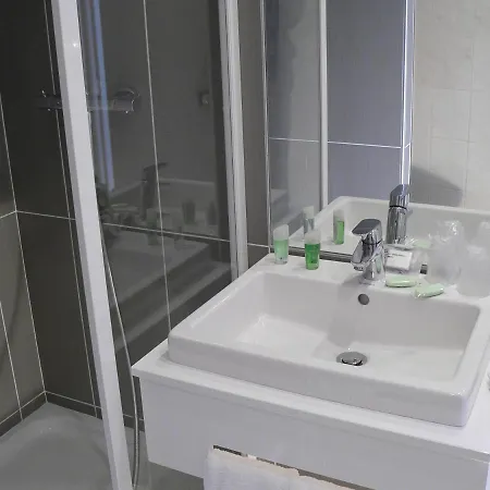 Hotel Moderne 3*