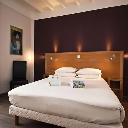Moderne 3* Arras