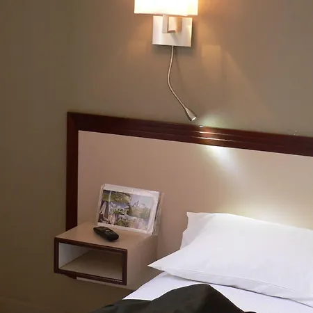 Moderne Hotel 3*
